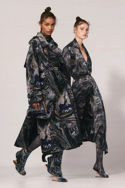 Look 3